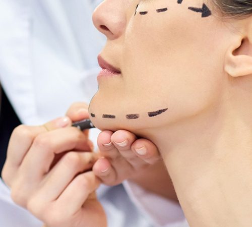 Cirugía de Cabeza, Cuello y Maxilofacial
