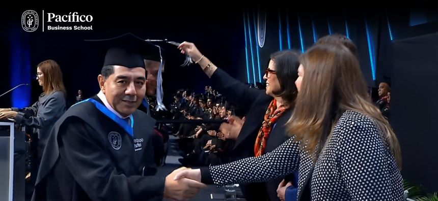 Dr. Fermín Silva obtiene su MBA en la Universidad del Pacífico